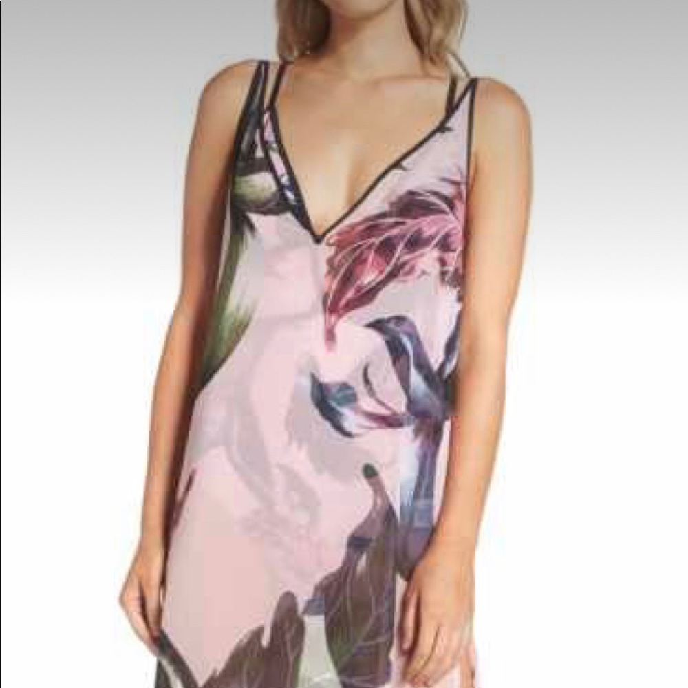Ted baker Eden king cover up NWT